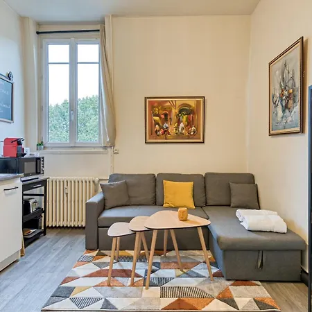 Gary Joli F2 Au Pied De La Gare De * Rouen