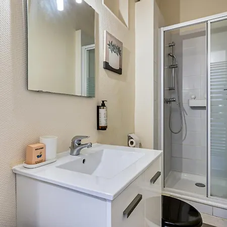 Gary Joli F2 Au Pied De La Gare De Διαμέρισμα Ρουέν