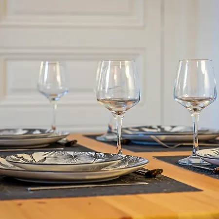 Gary Joli F2 Au Pied De La Gare De Apartament Rouen