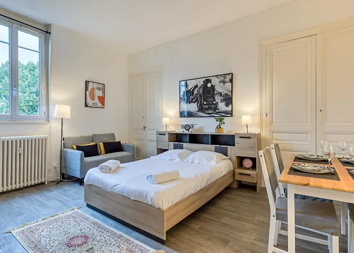 Gary Joli F2 Au Pied De La Gare De Apartment Rouen