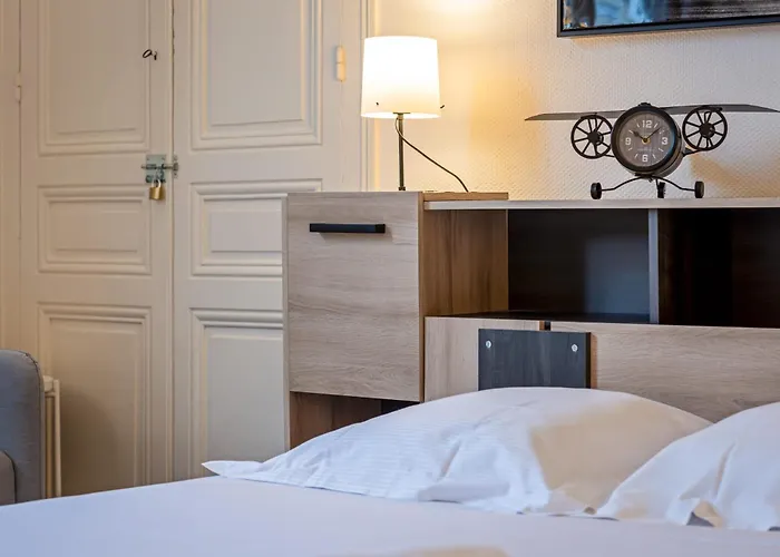 Gary Joli F2 Au Pied De La Gare De Rouen