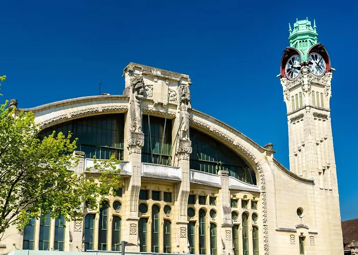 Gary Joli F2 Au Pied De La Gare De Rouen