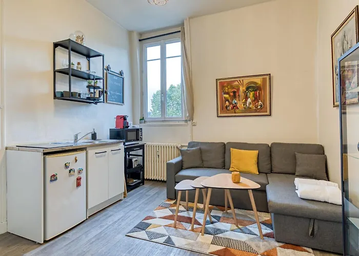 Lägenhet Gary Joli F2 Au Pied De La Gare De *