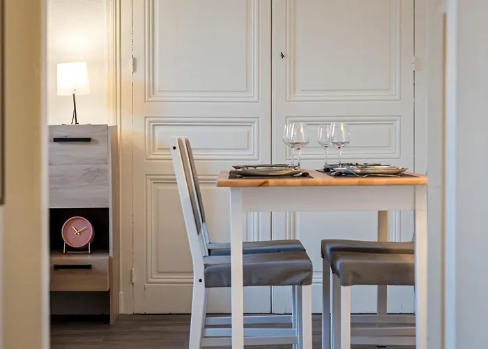 Gary Joli F2 Au Pied De La Gare De Rouen